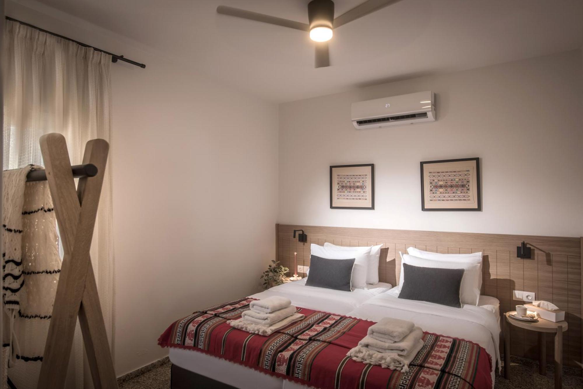 Tarsia Homes & Suites Kalamaki  Buitenkant foto