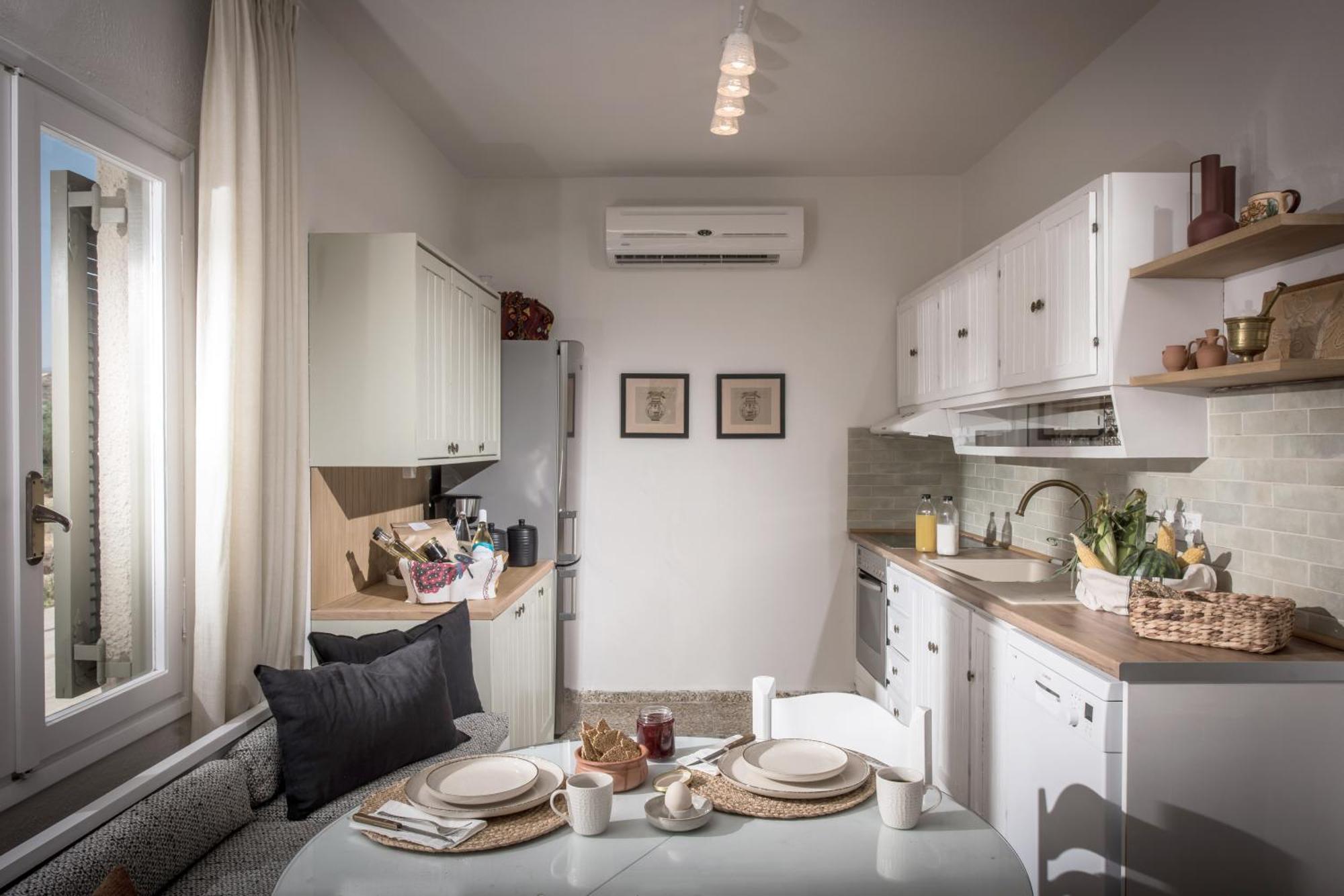 Tarsia Homes & Suites Kalamaki  Buitenkant foto