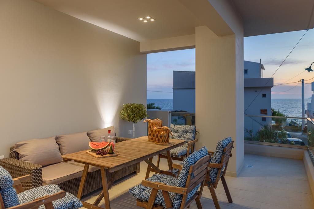 Tarsia Homes & Suites Kalamaki  Buitenkant foto